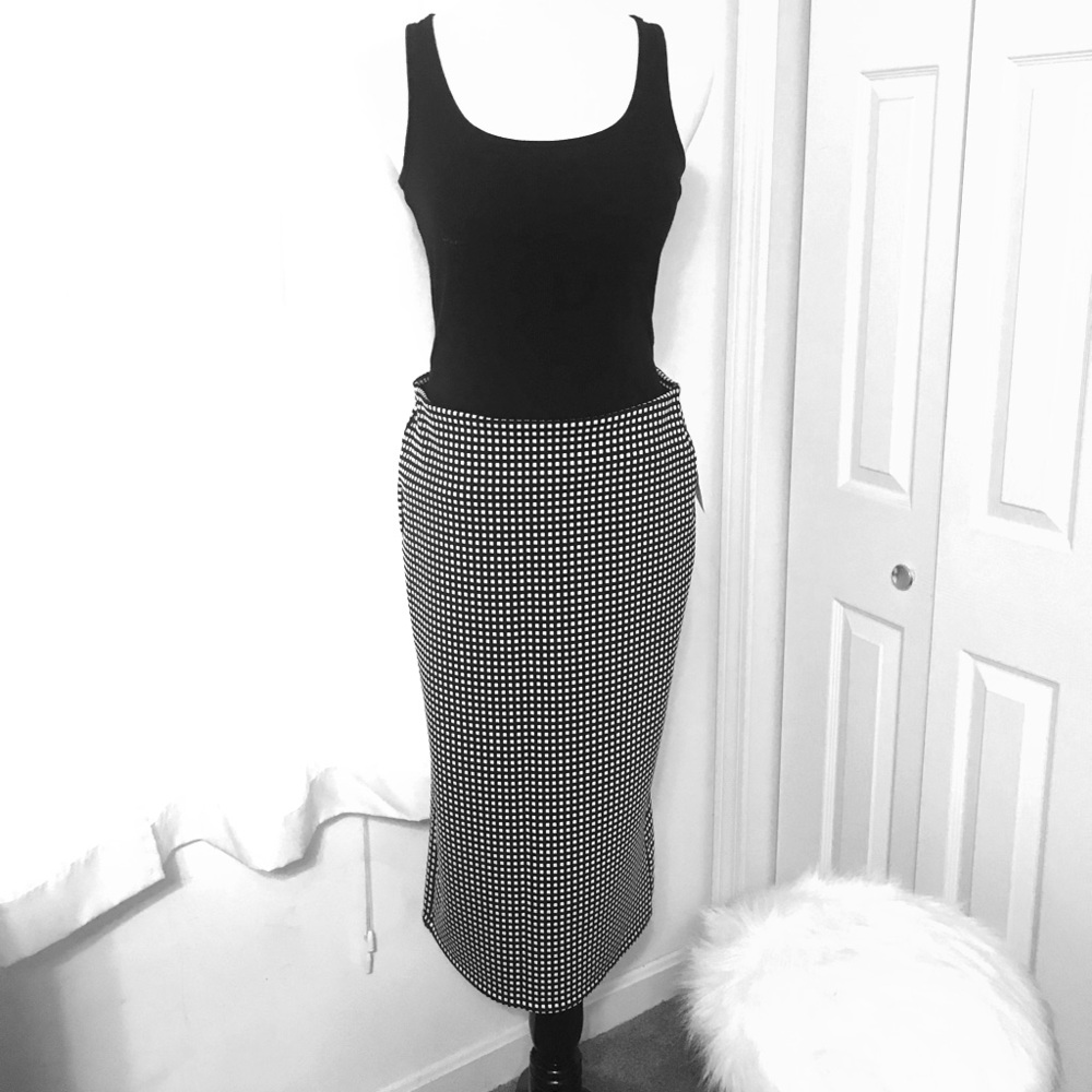 Old navy black/white checkered pencil skirt
